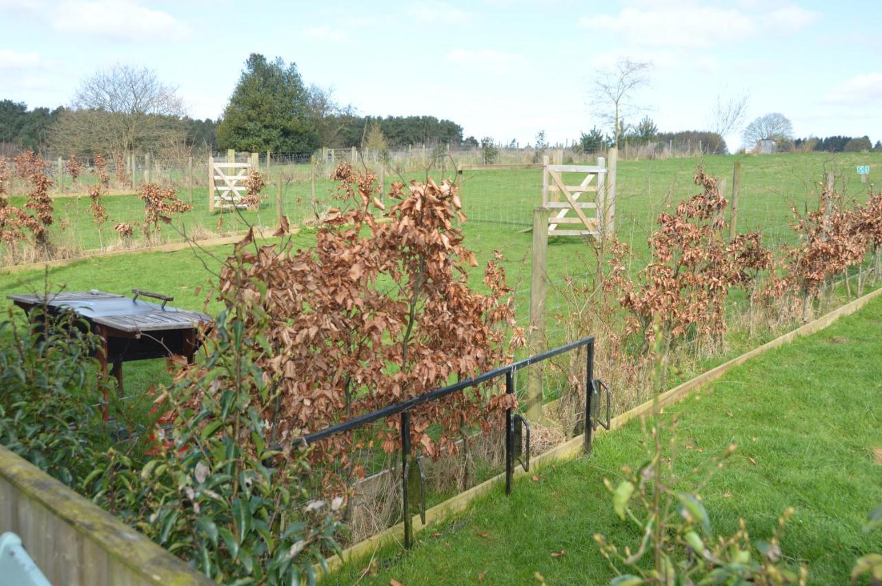 Middlehead Cottages Pickering Esterno foto