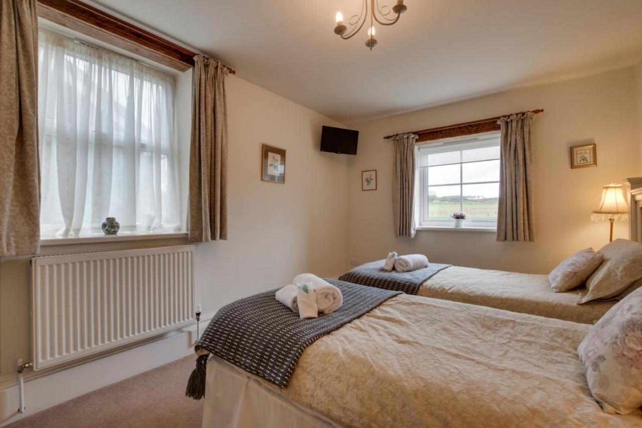 Middlehead Cottages Pickering Esterno foto